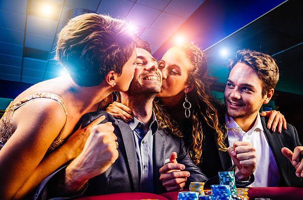 cina bos app showing live-dealer blackjack and roulette tables